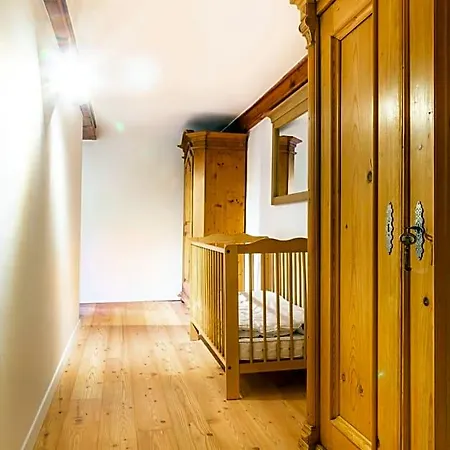 Schirla Stub'm Daire Krispl